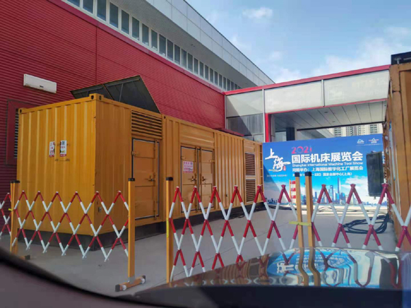 碾子山发电车出租-发电机无电压或电压太低怎么办？